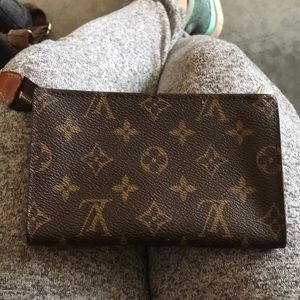 Louis Vuitton Clutch
